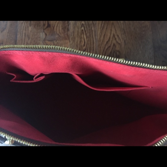 Louis Vuitton Checkered Bag DISCONTINUED/AUTHENTIC - Picture 11 of 16